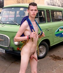 twinks & bus 5c79c6ad4c05f.jpg