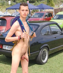 on the Road again............ 5dec6b85cc174.jpg