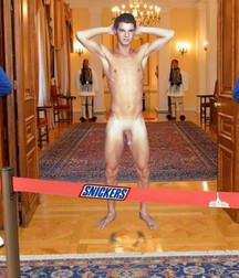 twinks and animals 5e3f495d24daa.jpg