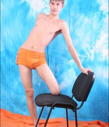 Ton and Chair Twink Gay Porn 61a16e1def1f8.jpg