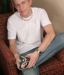 Sunny and his feet twink porn 61a6932fe5f4f.jpg