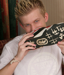 Sunny and his feet twink porn 61a6933b44035.jpg