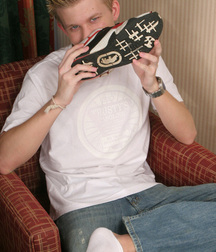 Sunny and his feet twink porn 61a6933e756cb.jpg
