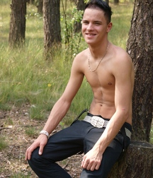 Martin in the woods gay boys porn 61a9161d5bc36.jpg