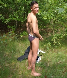 Martin in the woods gay boys porn 61a91702dd780.jpg