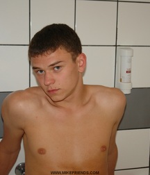 Alex in Bathroom Gay Boys Porn 61abd5cdbb9d0.jpg