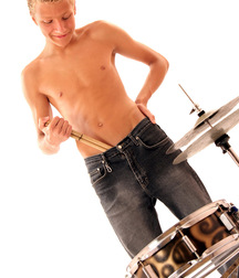 Vitas on the drums porn 61abefb85722f.jpg