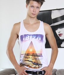 Twinkboy at Home gay porn 61ac0098a7df6.jpg