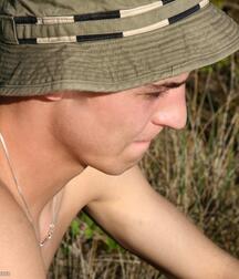 Viny´s outdoor wank gay porn 61ae6ced93596.jpg