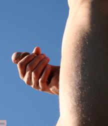 Viny´s outdoor wank gay porn 61ae6d4bbe2b4.jpg