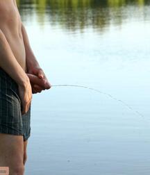 Viny´s outdoor wank gay porn 61ae6e0a43096.jpg