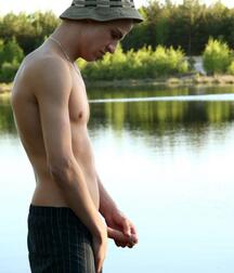 Viny´s outdoor wank gay porn 61ae6e1004356.jpg