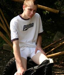 Blondie Stefahn strip gay porn 61ae6f4c9ee1c.jpg
