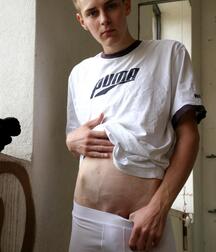 Blondie Stefahn strip gay porn 61ae704ce84a5.jpg