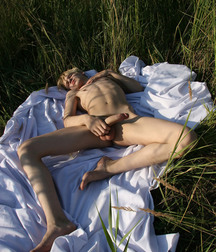 Brain in the gras gay porn 61ae73e755f71.jpg