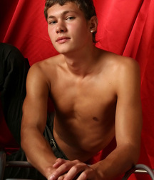 Twink Eddie in red gay porn 61af96e6b711e.jpg