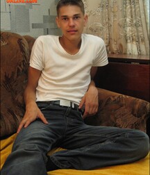 Ton wanking on Sofa gay porn 61af996950d41.jpg
