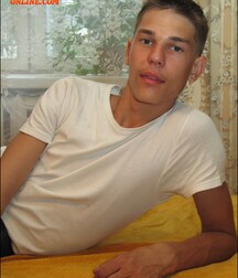 Ton wanking on Sofa gay porn 61af999482ef0.jpg