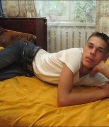 Ton wanking on Sofa gay porn 61af99b51bacb.jpg