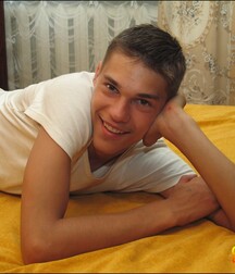 Ton wanking on Sofa gay porn 61af99b781cc8.jpg