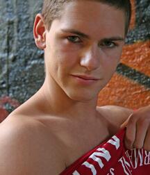 Alex cumming outdoor gay porn 61af9fa95f9a8.jpg