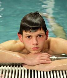 Bert in pool and shower gay porn 61afa09e85a0f.jpg