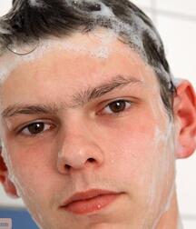 Bert in pool and shower gay porn 61afa0e785110.jpg