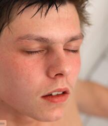 Bert in pool and shower gay porn 61afa159841fe.jpg