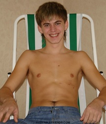 Modelboy Daniil solo gay boys porn 61b118347c149.jpg