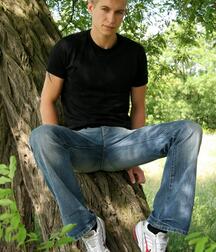 Twinkboy Robin cum gay porn 61b128d7569b0.jpg