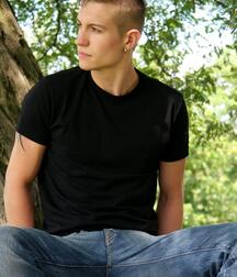 Twinkboy Robin cum gay porn 61b128d989557.jpg