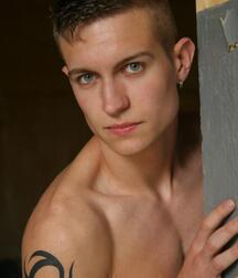 Twinkboy Robin cum gay porn 61b12929237b9.jpg