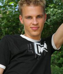 Sander show his Body gay porn 61b12ab9105de.jpg