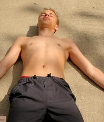 Sander show his Body gay porn 61b12ae689412.jpg