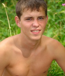 Mike lick Jekas feet and dick gay porn 61b3c685bfa7f.jpg