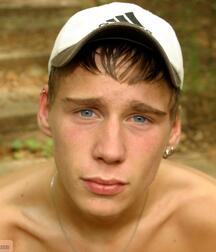Abel the Gardener gay porn 61b3d71973a68.jpg