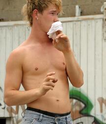Blondie Curt + cum gay porn 61b3da71e233f.jpg