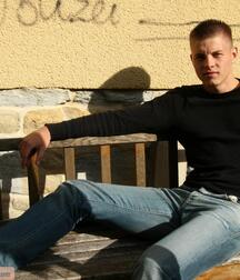 Richardo Strip and cum gay porn 61b64b34d1d35.jpg
