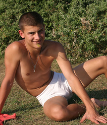 Aleks sunny afternoon gay porn 61bb7826e9f03.jpg