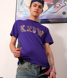 Alexander´s home strip solo gay porn 61bb799a60a27.jpg