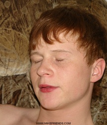 Red head home wank gay porn 61be7cb7b8940.jpg
