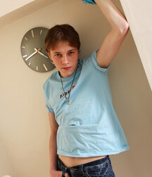 Ariel´s home wank gay porn 61bf862986852.jpg