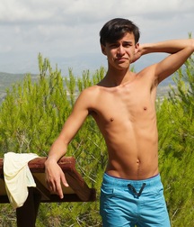 Maxxie´s solo wank outdoors gay porn 61bfd398e58e9.jpg