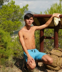 Maxxie´s solo wank outdoors gay porn 61bfd3a38c21d.jpg