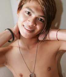 Oki´s wanking Show gay porn 61c3bb93dc773.jpg