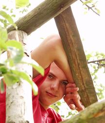 Kim wanks half-naked on tree trunks gay porn 61c4c47daa378.jpg