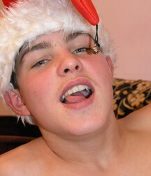 Mike´s Merry Christmas gay porn 61c63ee17476a.jpg