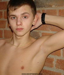 Alexander´s home strip solo gay porn