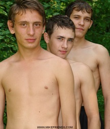 3 gayteens naked in the woods 61ca2e1d8b971.jpg