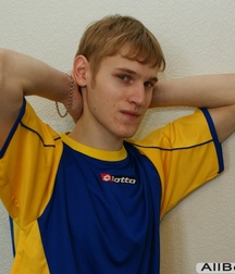 6-pack boy Hank shows himself naked on the sofa porn 61ca6f250cd9d.jpg